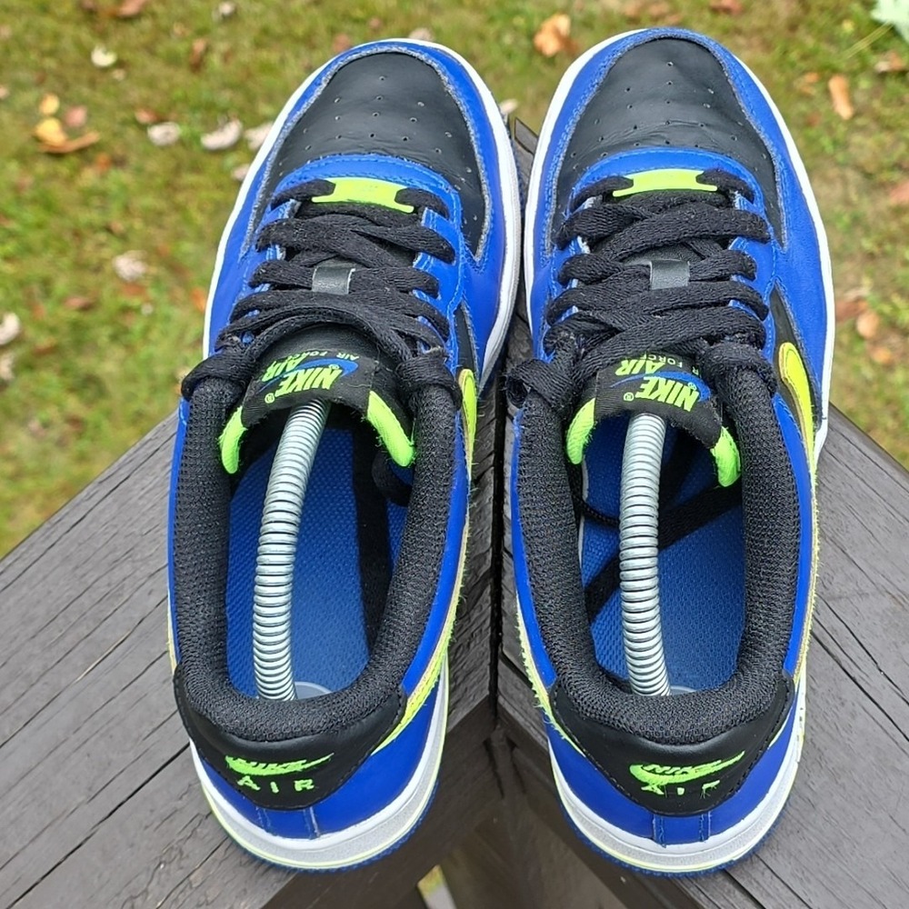 Nike Air Force 1 LV8 FD0302-400 Unisex Blue Volt Black White Sneaker Men's 5.5 - Picture 8 of 9